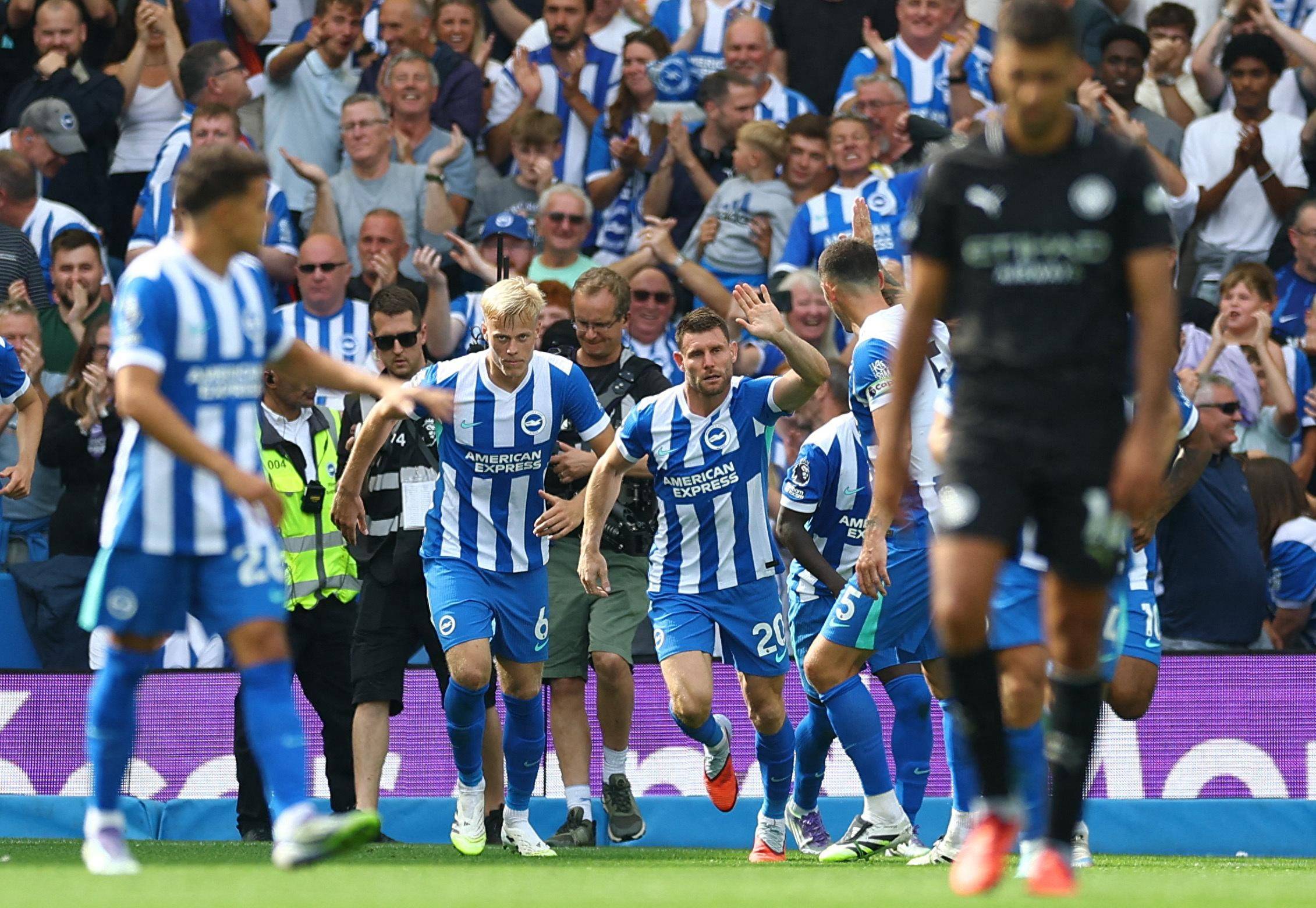 [德甲]基米希挑传边路 萨内左脚劲射反超比分