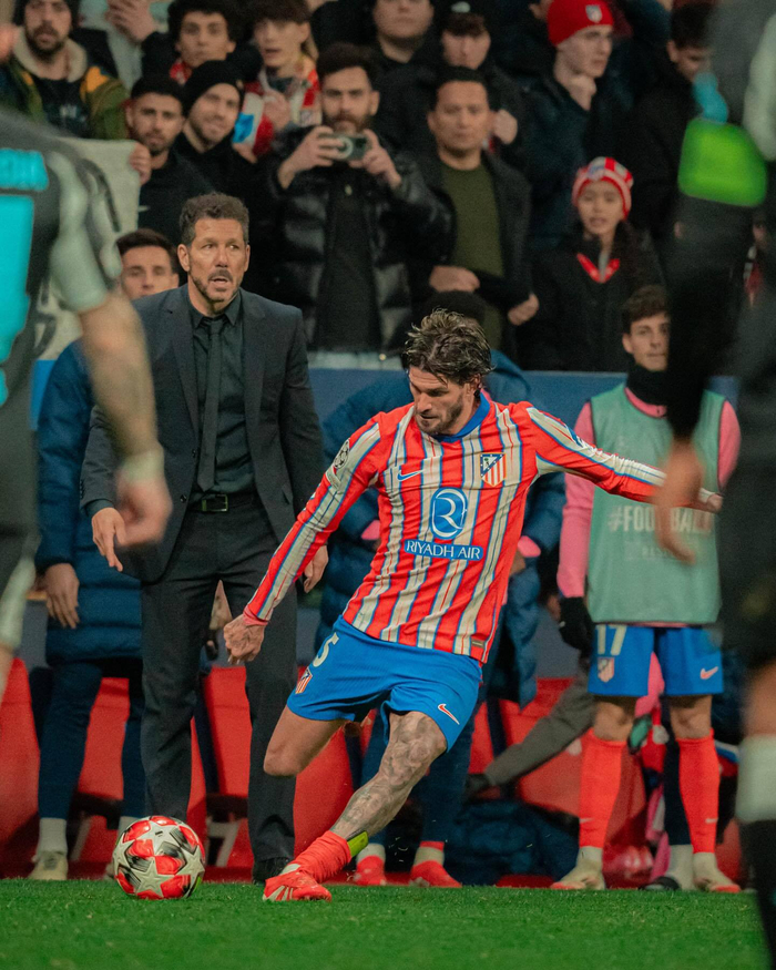 2026中国足球冬训新模式启动 中韩青训32场大碰撞